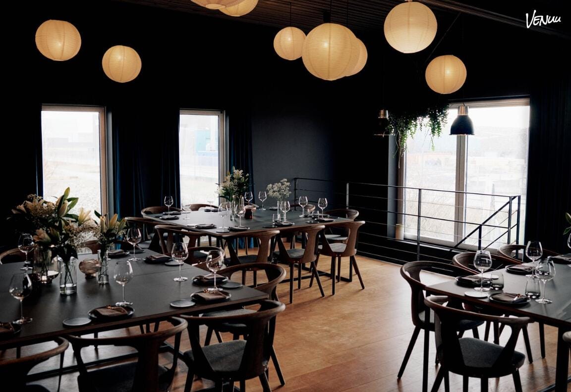 flot lokale til en elegant fest for virksomheden